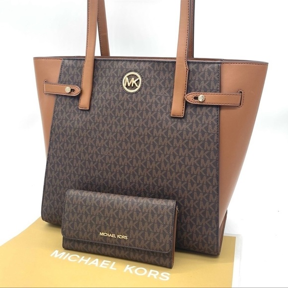 Michael Kors Carmen Large Tote Bag& Trifold Wallet Brown - Picture 5 of 13